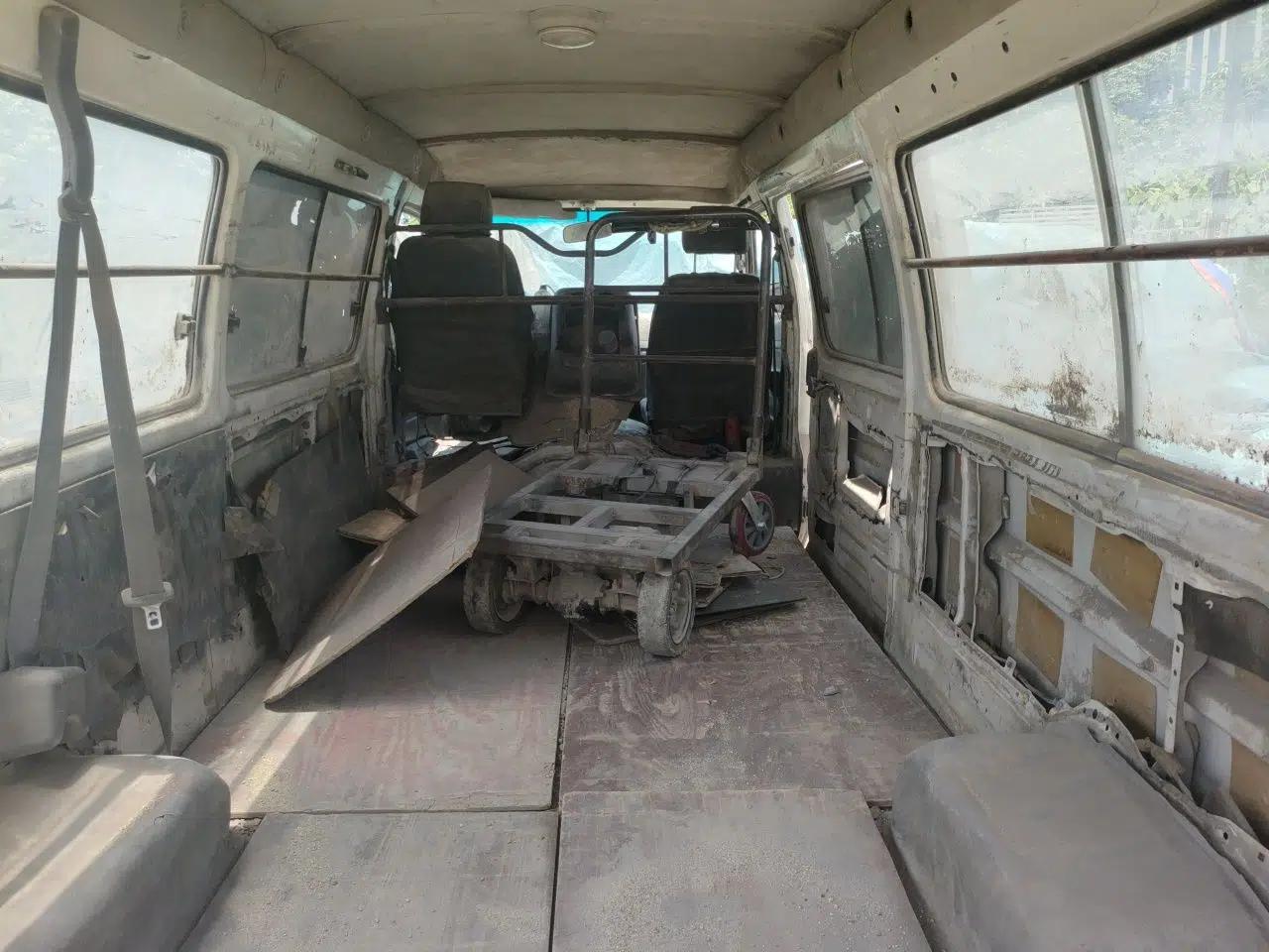 Foton Scenic 2014 2.5T Express Standard Long-Wheelbase Low-Roof Version with 4J25TC Engine — миниатюра 17