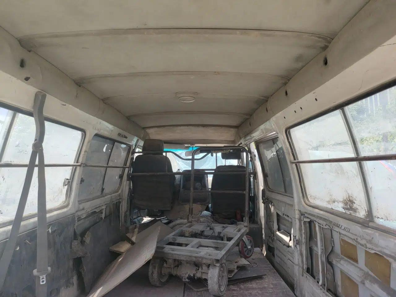 Foton Scenic 2014 2.5T Express Standard Long-Wheelbase Low-Roof Version with 4J25TC Engine — миниатюра 18