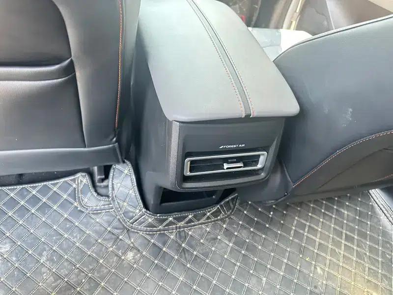 Changan Oushang Z6 2023 Blue Whale 1.5T DCT Smart Navigation Edition — миниатюра 3