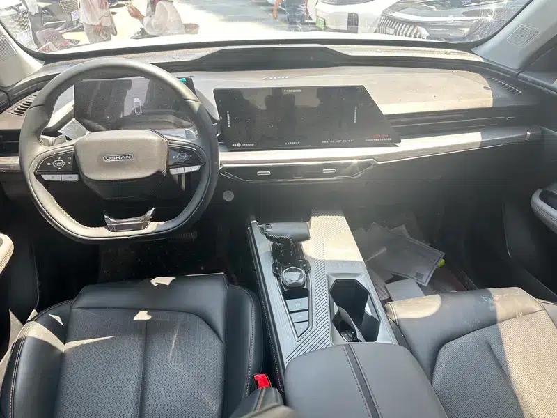 Changan Oushang Z6 2023 Blue Whale 1.5T DCT Smart Navigation Edition — миниатюра 7