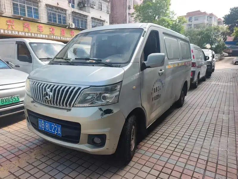 Ruixing M80 2019 Model 1.5L Basic 4-Seat Single Oven Air Conditioning National VI Flat Top Rear Hatchback DAM15KR — миниатюра 1