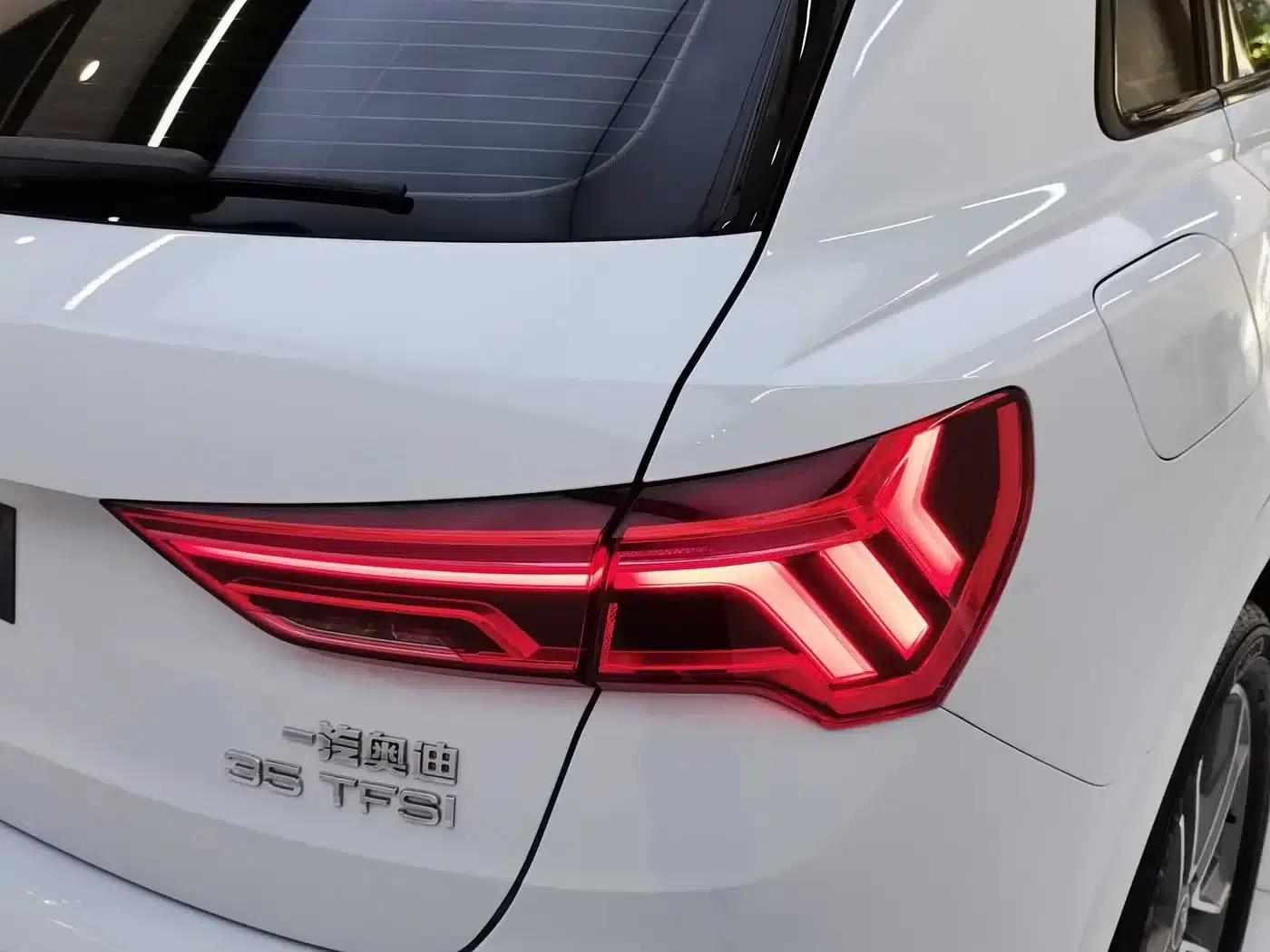 Audi Q3 2023 35 TFSI Fashion Dynamic (1.4T) — миниатюра 22