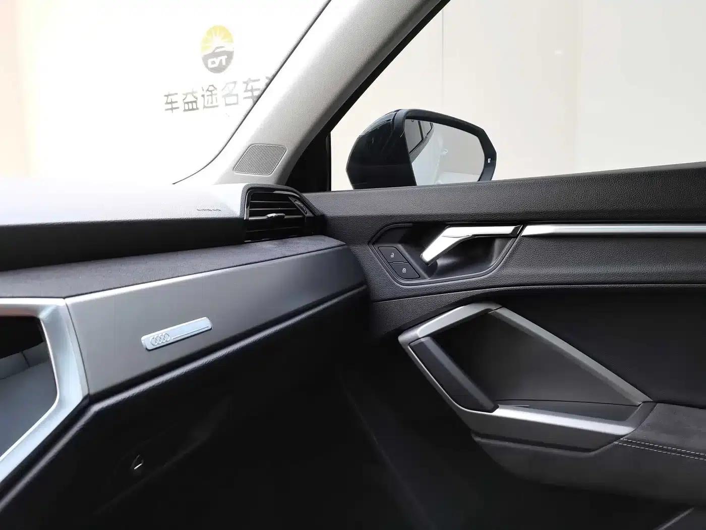 Audi Q3 2023 35 TFSI Fashion Dynamic (1.4T) — миниатюра 9