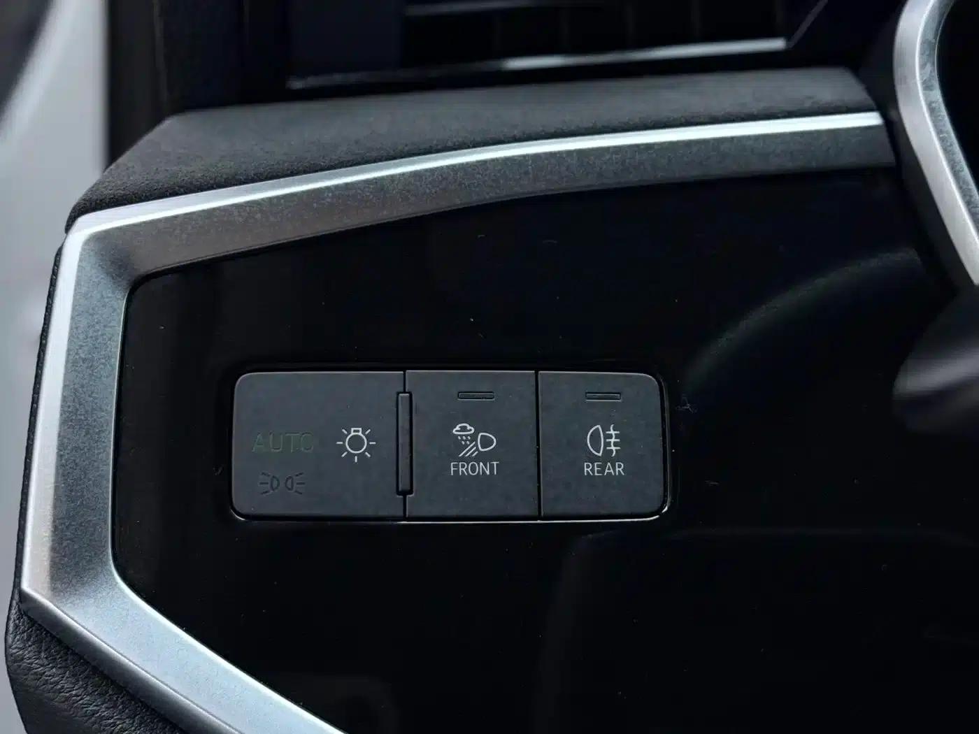 Audi Q3 2022 35 TFSI Fashion Dynamic Edition — миниатюра 11