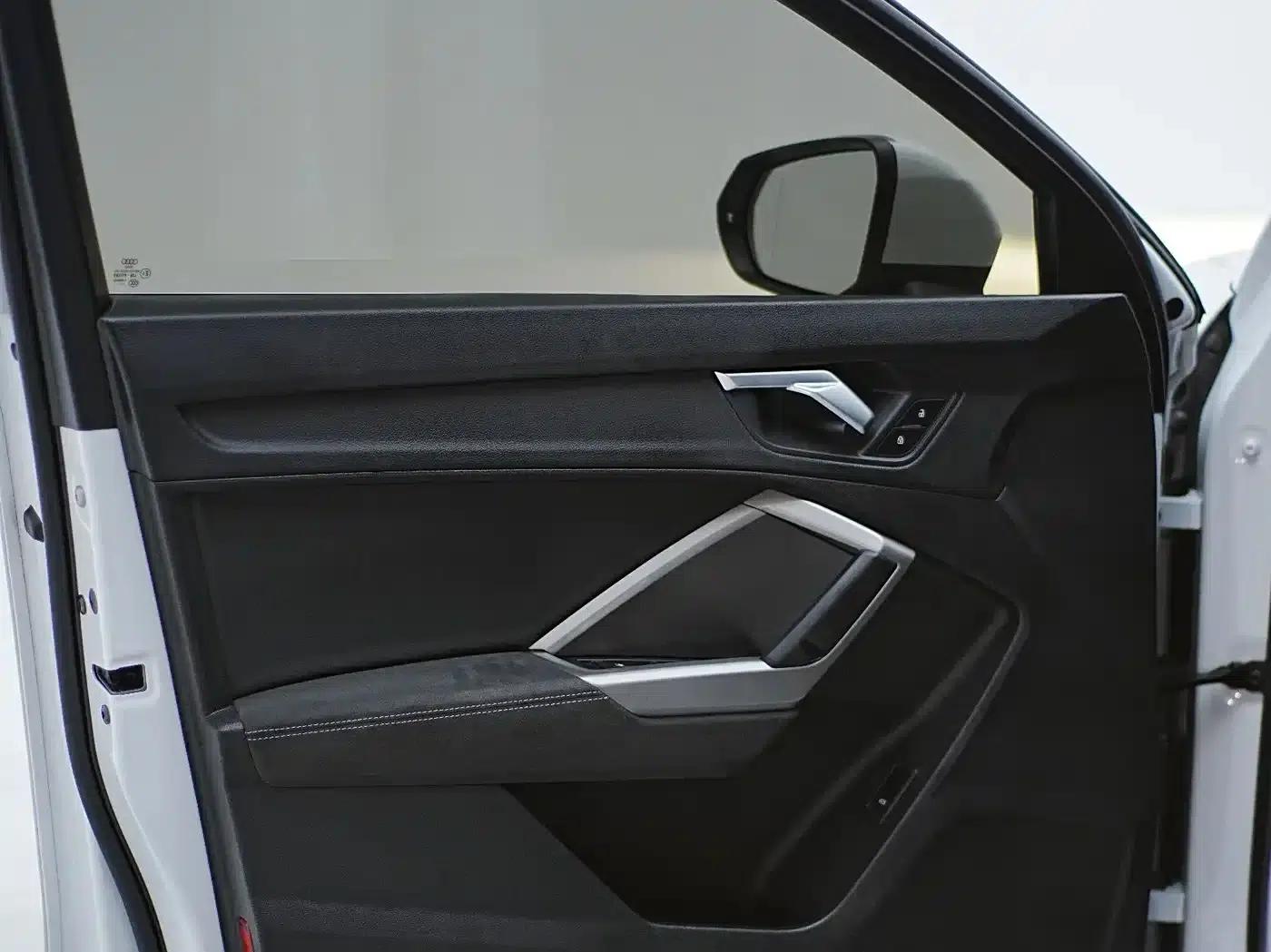 Audi Q3 2022 35 TFSI Fashion Dynamic Edition — миниатюра 25