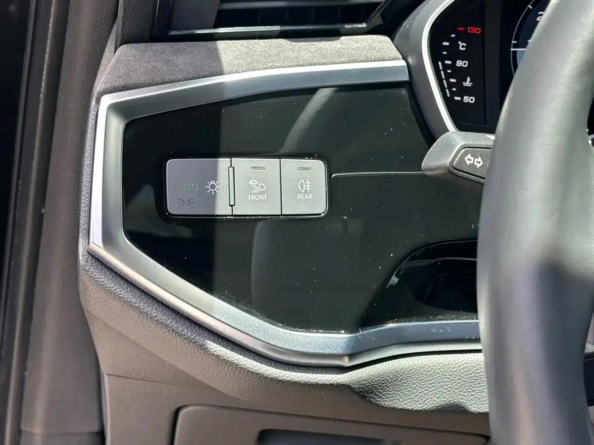 Audi Q3 2021 40 TFSI Fashion Dynamic Edition — миниатюра 29