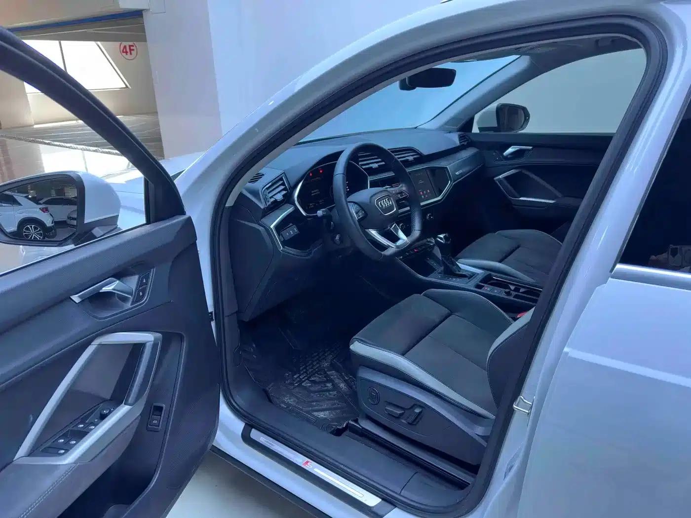 Audi Q3 2023 35 TFSI Fashion Dynamic (1.4T) — миниатюра 9