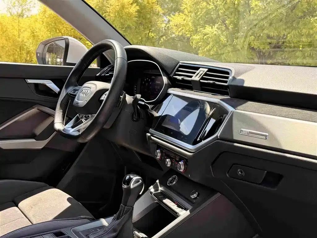 Audi Q3 2021 35 TFSI Fashion Dynamic Edition — миниатюра 17