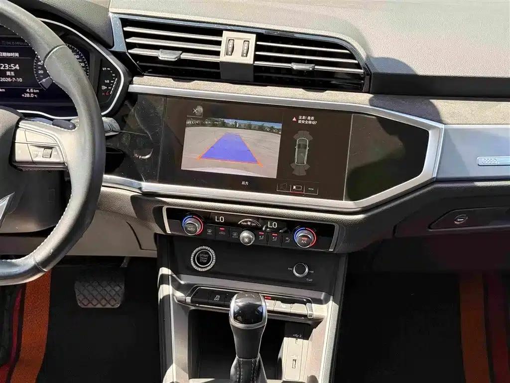 Audi Q3 2021 35 TFSI Fashion Dynamic Edition — миниатюра 8