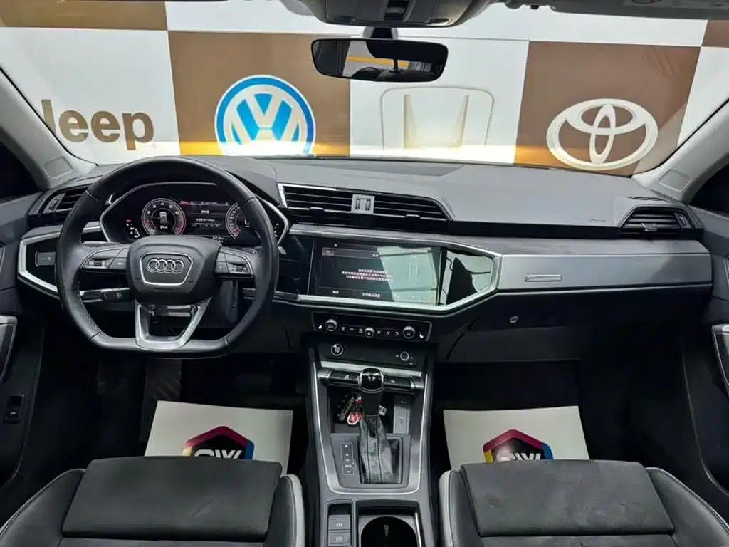 Audi Q3 2022 35 TFSI Fashion Dynamic Edition — миниатюра 9