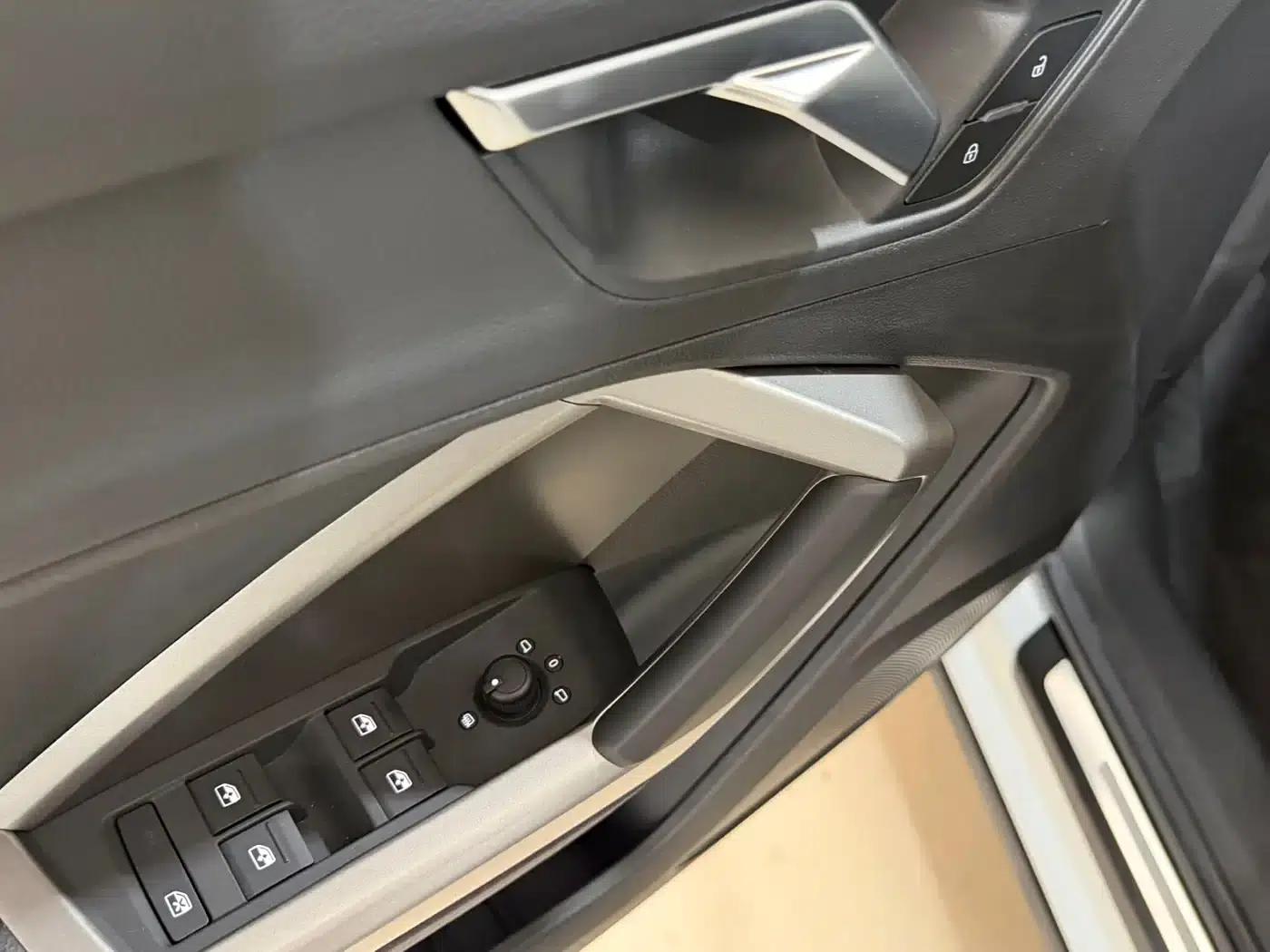 Audi Q3 2022 35 TFSI Progressive Dynamic — миниатюра 17