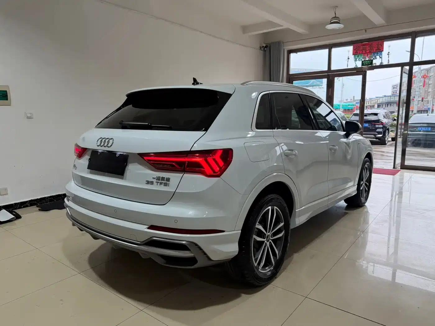 Audi Q3 2022 35 TFSI Progressive Dynamic — миниатюра 6