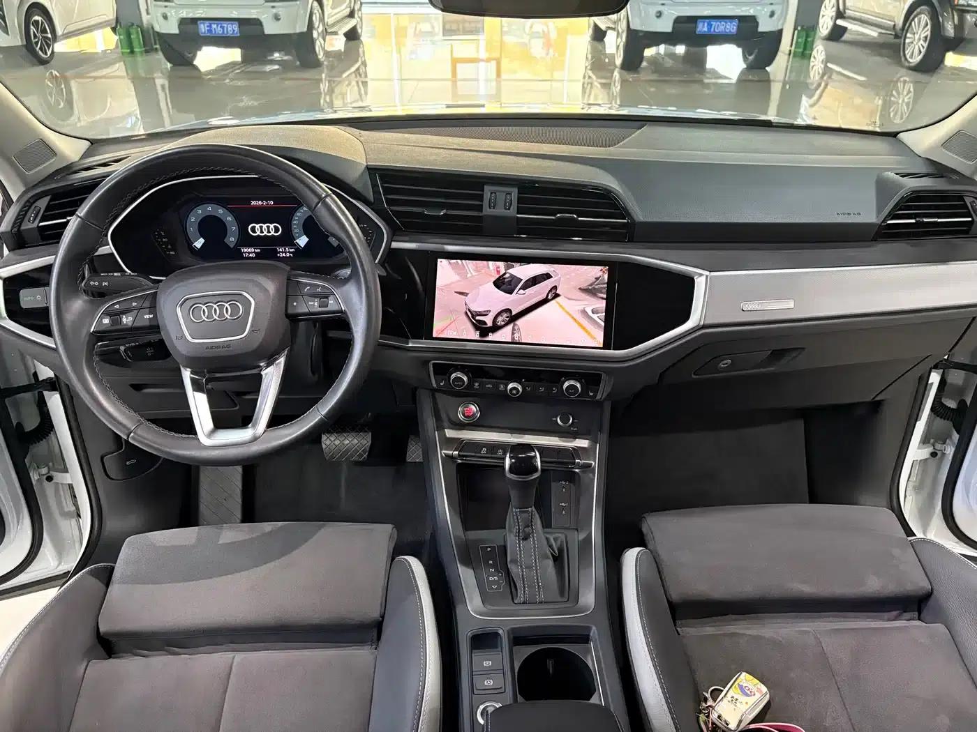 Audi Q3 2021 35 TFSI Progressive Dynamic — миниатюра 6