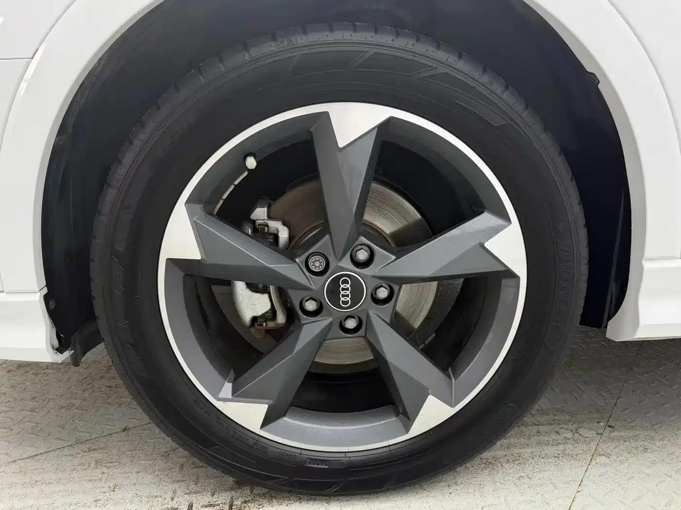 Audi Q3 2023 35 TFSI Fashion Dynamic (1.4T) — миниатюра 14