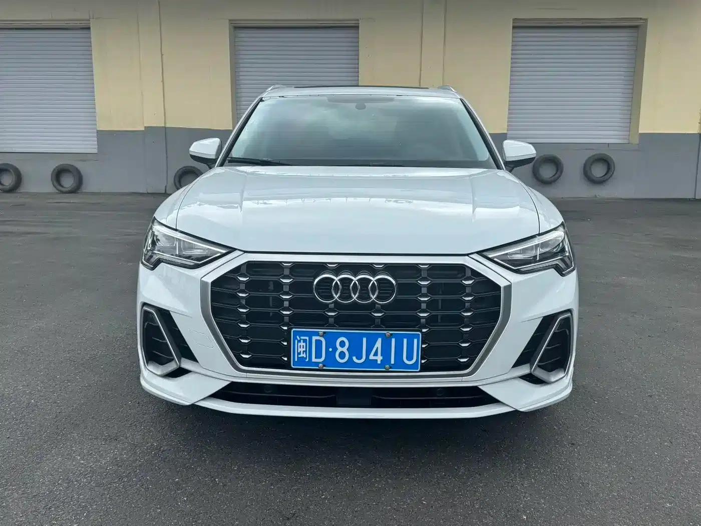 Audi Q3 2023 35 TFSI Progressive Dynamic (1.4T) — миниатюра 2