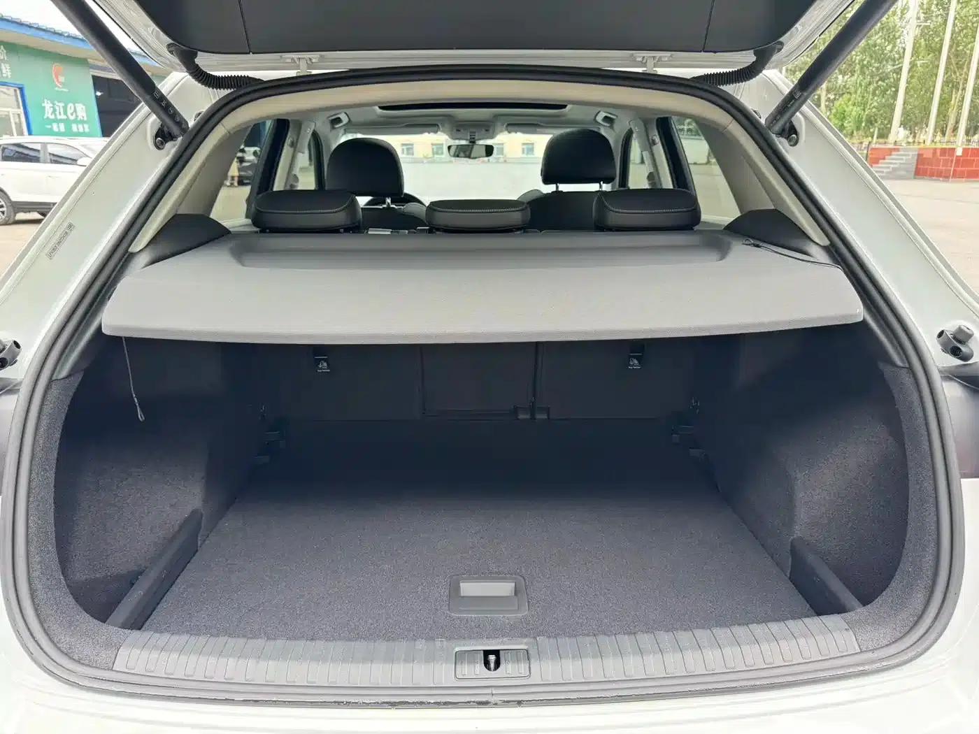 Audi Q3 2023 35 TFSI Progressive Dynamic (1.4T) — миниатюра 9