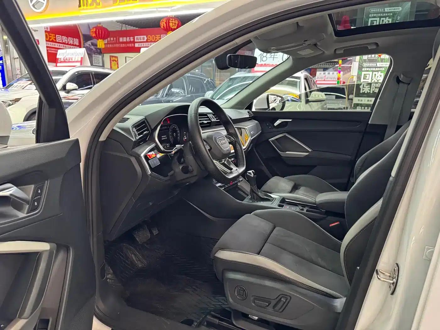 Audi Q3 2022 35 TFSI Fashion Dynamic Edition — миниатюра 4