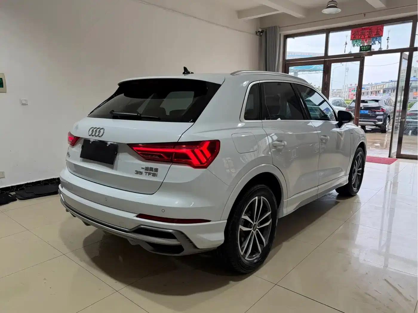 Audi Q3 2022 35 TFSI Progressive Dynamic — миниатюра 6