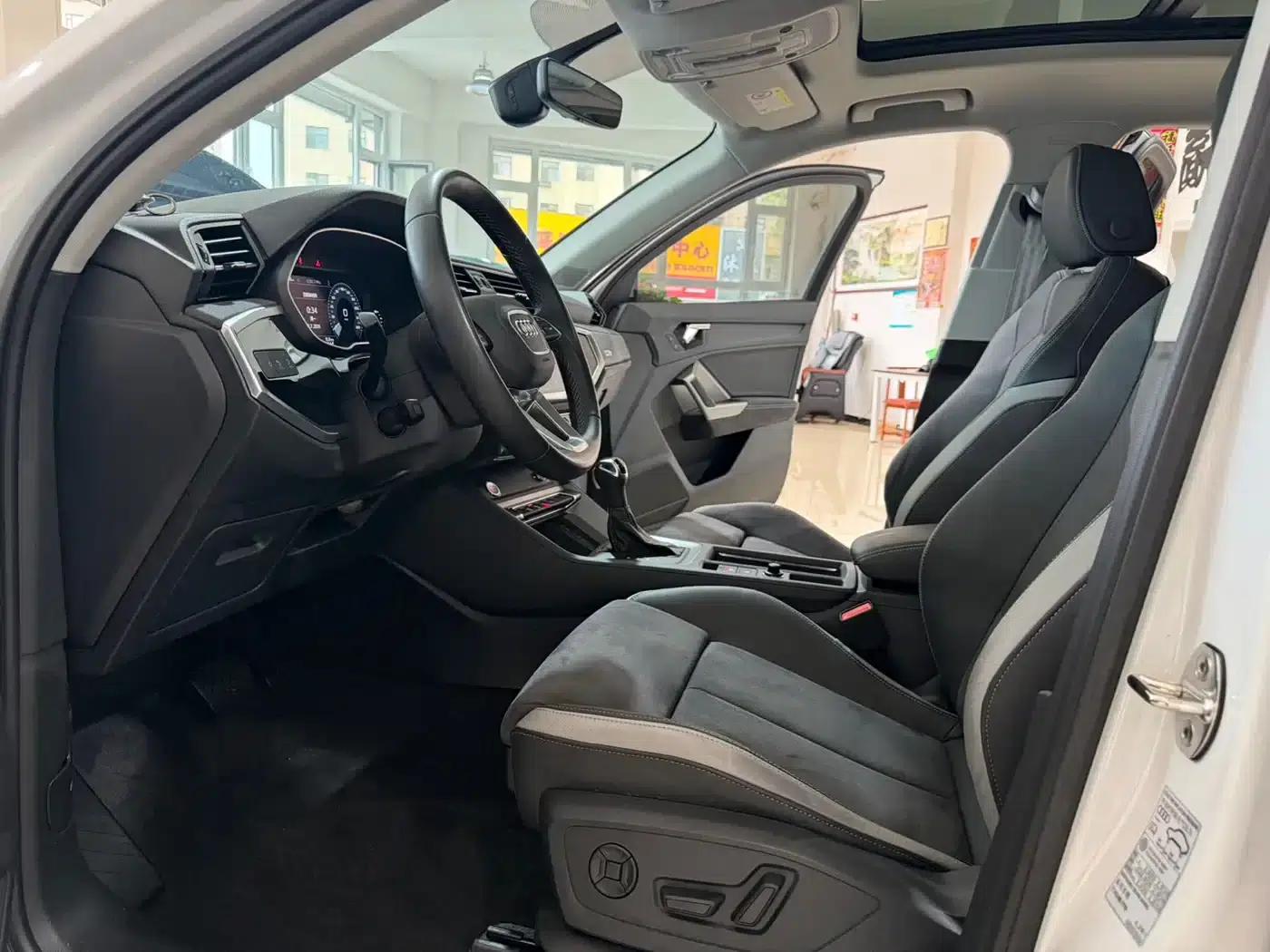 Audi Q3 2022 35 TFSI Progressive Dynamic — миниатюра 8