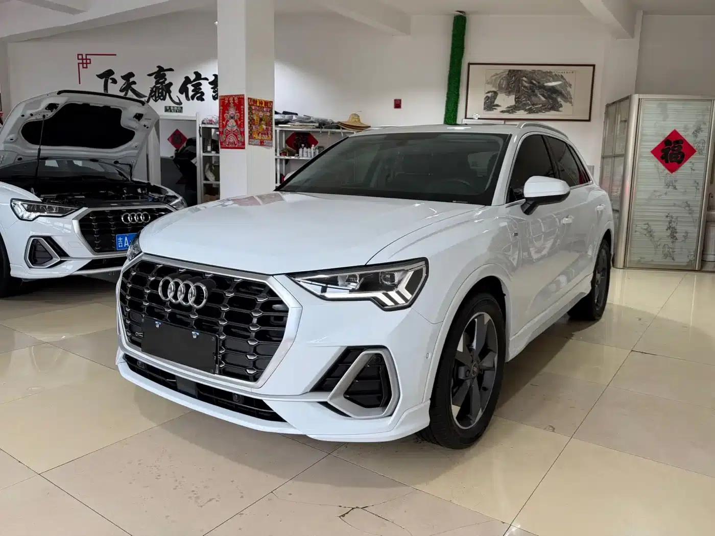 Audi Q3 2022 35 TFSI Fashion Dynamic Edition — миниатюра 1