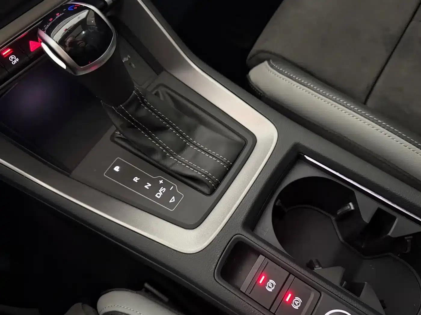 Audi Q3 2022 35 TFSI Fashion Dynamic Edition — миниатюра 14