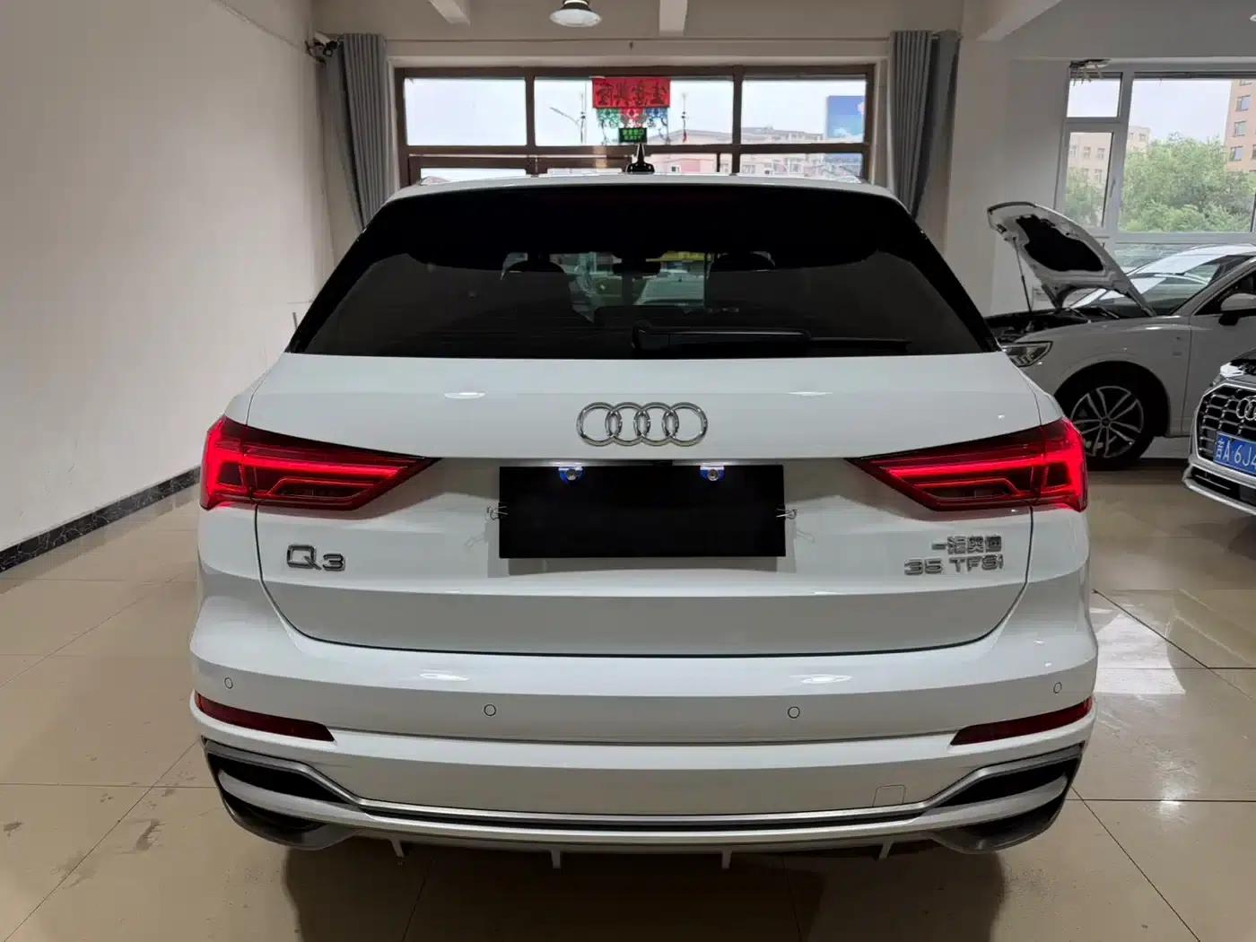 Audi Q3 2022 35 TFSI Fashion Dynamic Edition — миниатюра 5