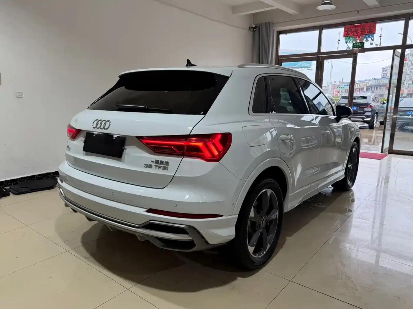 Audi Q3 2022 35 TFSI Fashion Dynamic Edition — миниатюра 6