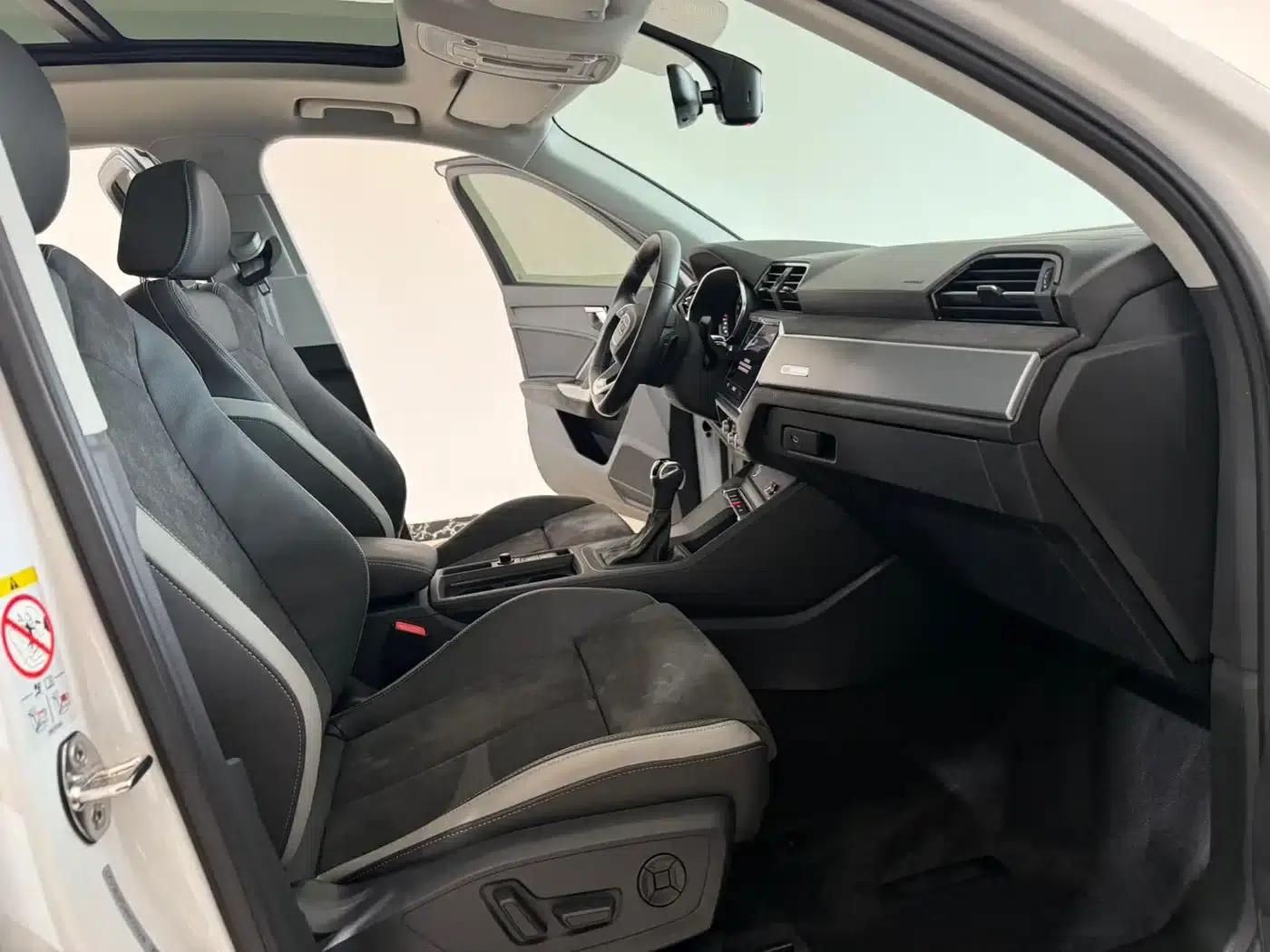 Audi Q3 2022 35 TFSI Fashion Dynamic Edition — миниатюра 10