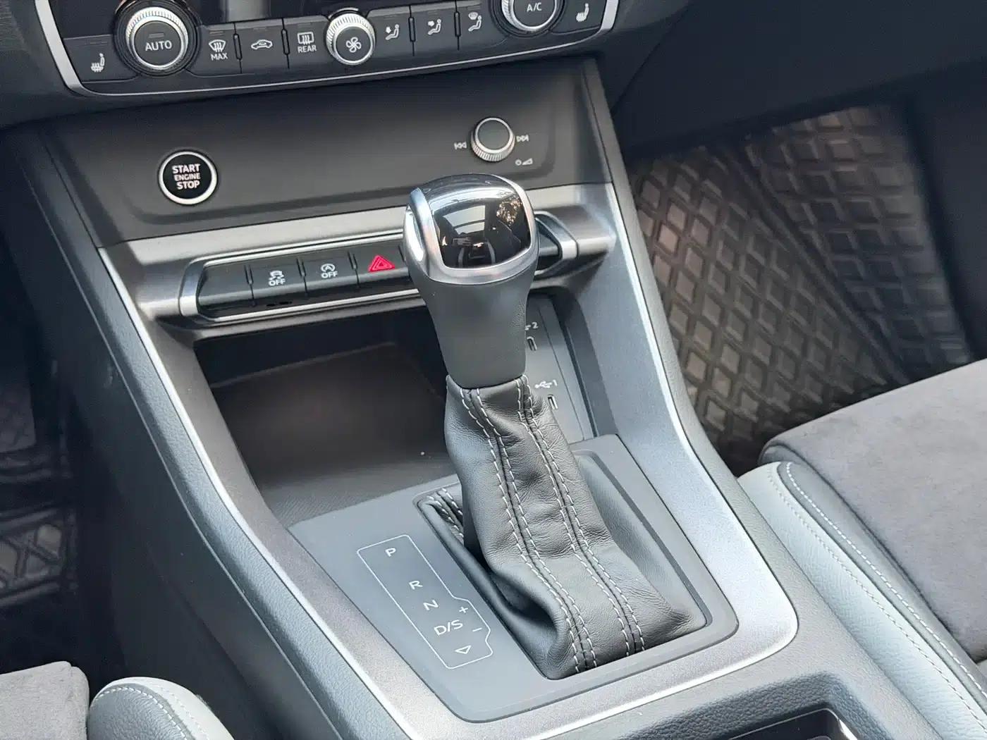 Audi Q3 2023 35 TFSI Fashion Dynamic (1.4T) — миниатюра 8