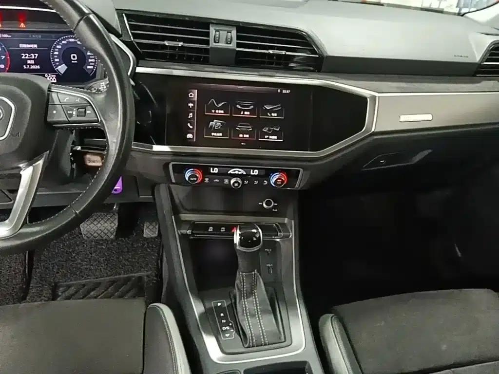 Audi Q3 2021 35 TFSI Progressive Dynamic — миниатюра 13