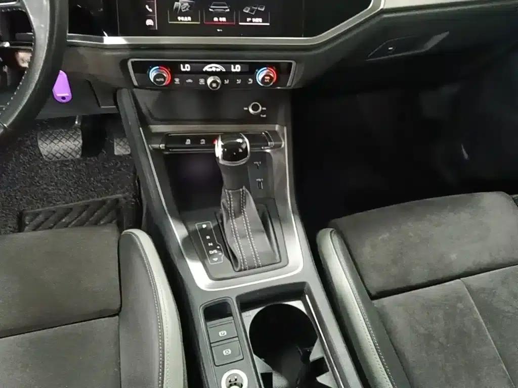 Audi Q3 2021 35 TFSI Progressive Dynamic — миниатюра 14