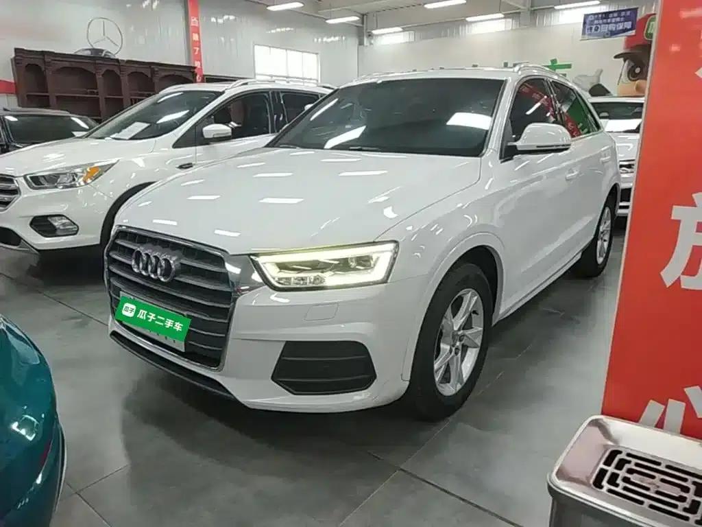 Audi Q3 2018 30th Anniversary Edition 30 TFSI Fashion Model — миниатюра 2