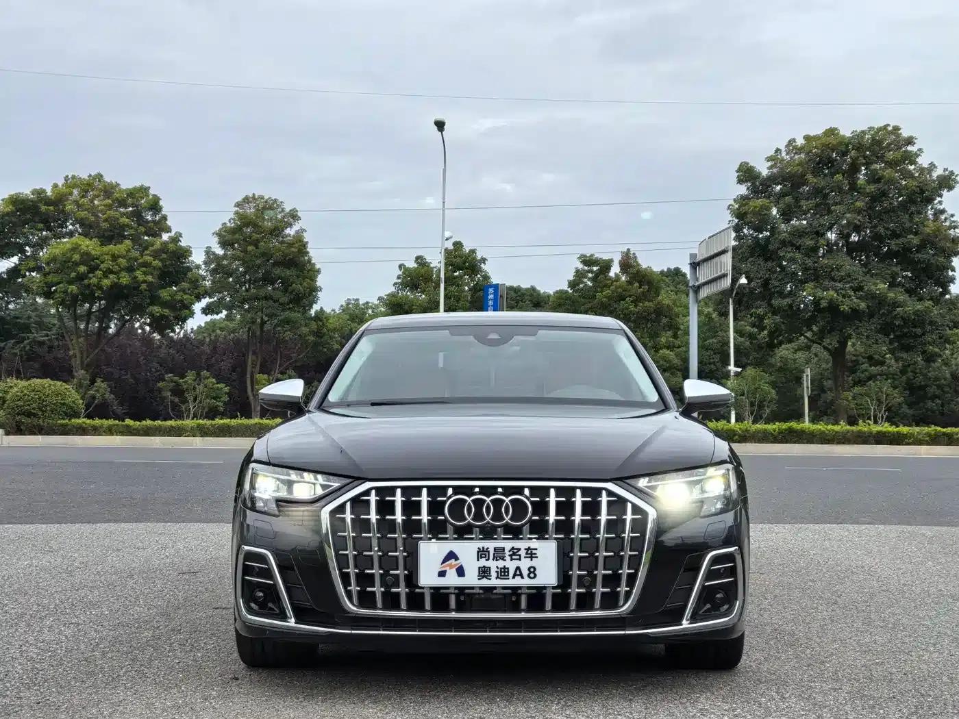 2022 Audi A8 A8L Horch Founder's Edition Classic — миниатюра 2