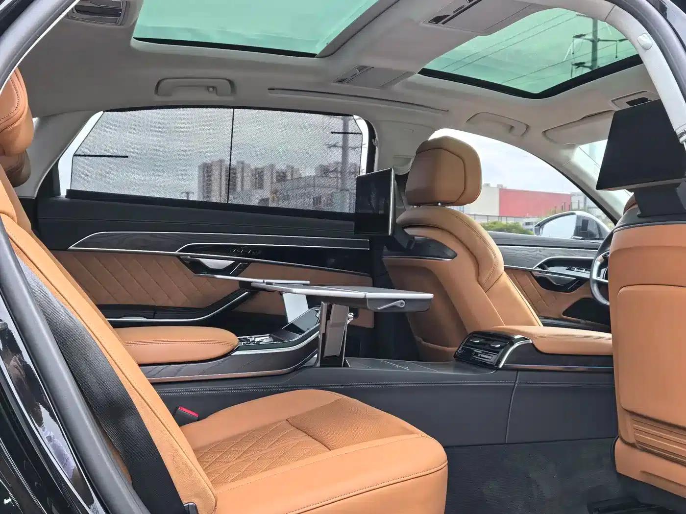 2022 Audi A8 A8L Horch Founder's Edition Classic — миниатюра 17