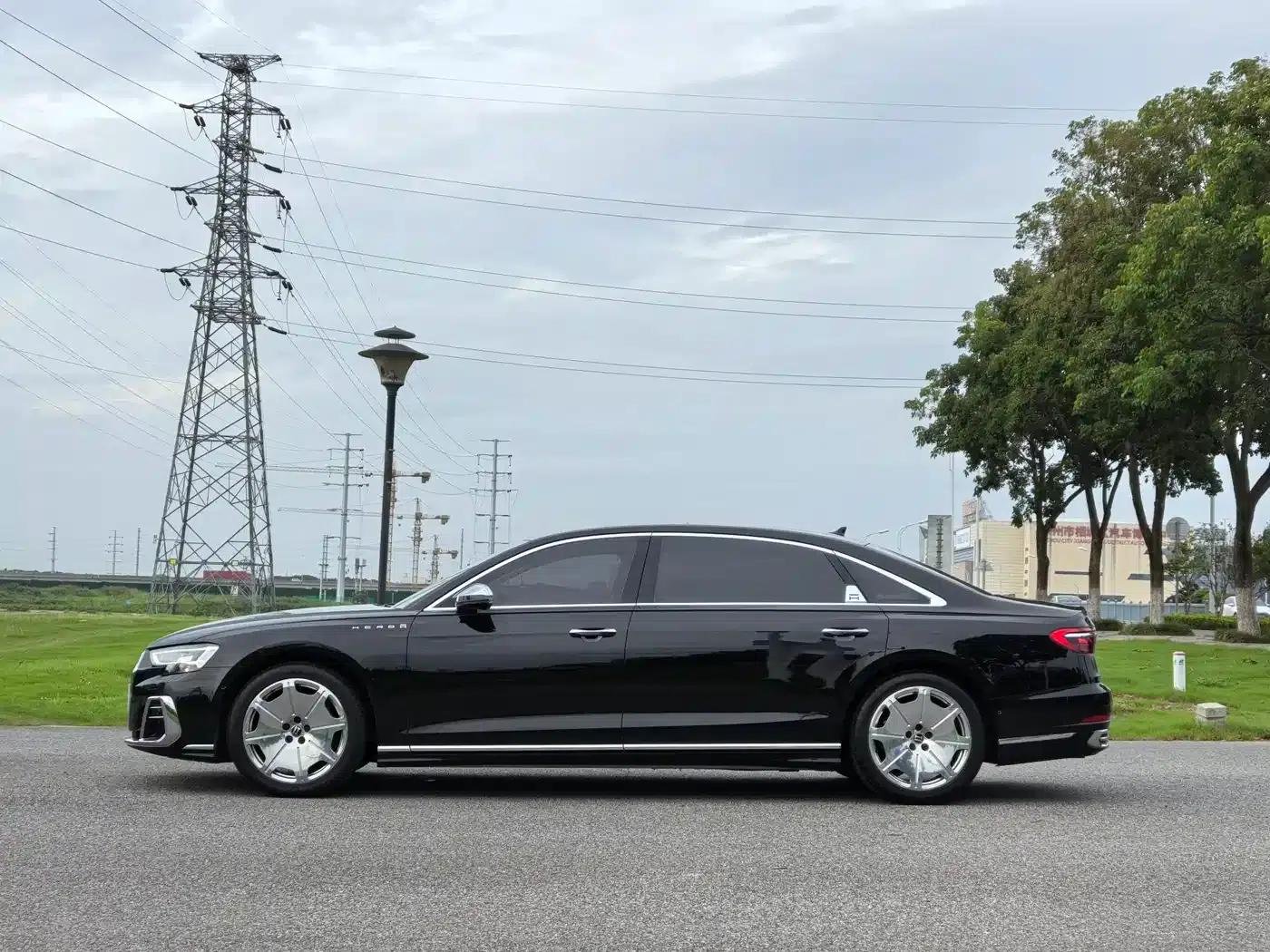 2022 Audi A8 A8L Horch Founder's Edition Classic — миниатюра 6