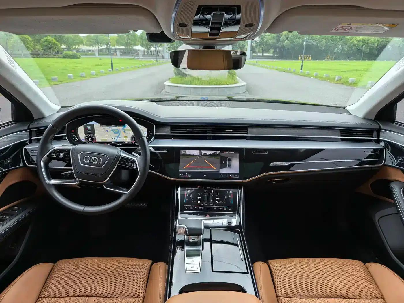 2022 Audi A8 A8L Horch Founder's Edition Classic — миниатюра 10