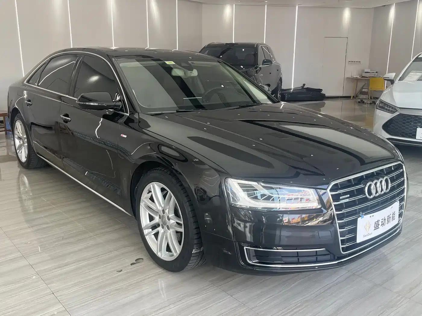 2017 Audi A8 A8L 45 TFSI quattro Comfort — миниатюра 3