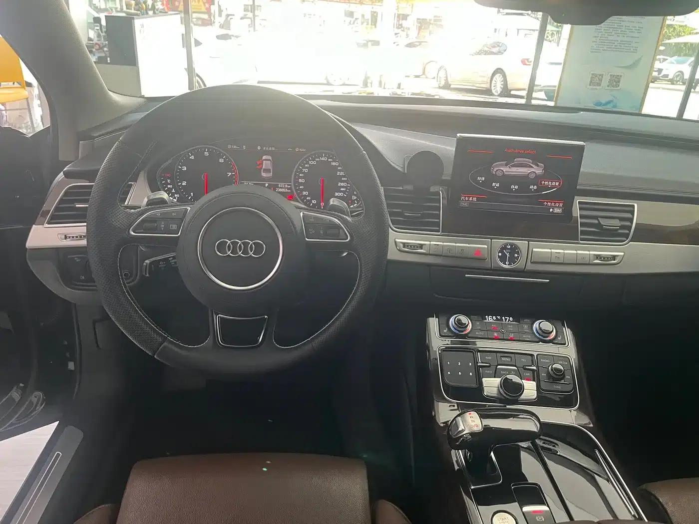 2017 Audi A8 A8L 45 TFSI quattro Comfort — миниатюра 8