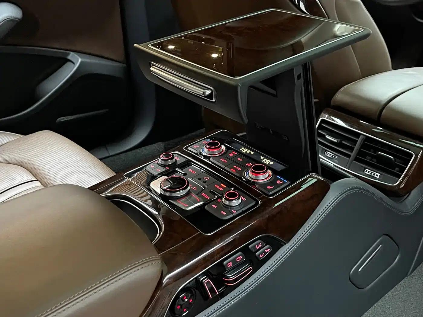 2011 Audi A8 A8L 3.0 TFSI quattro Luxury (213kW) — миниатюра 10
