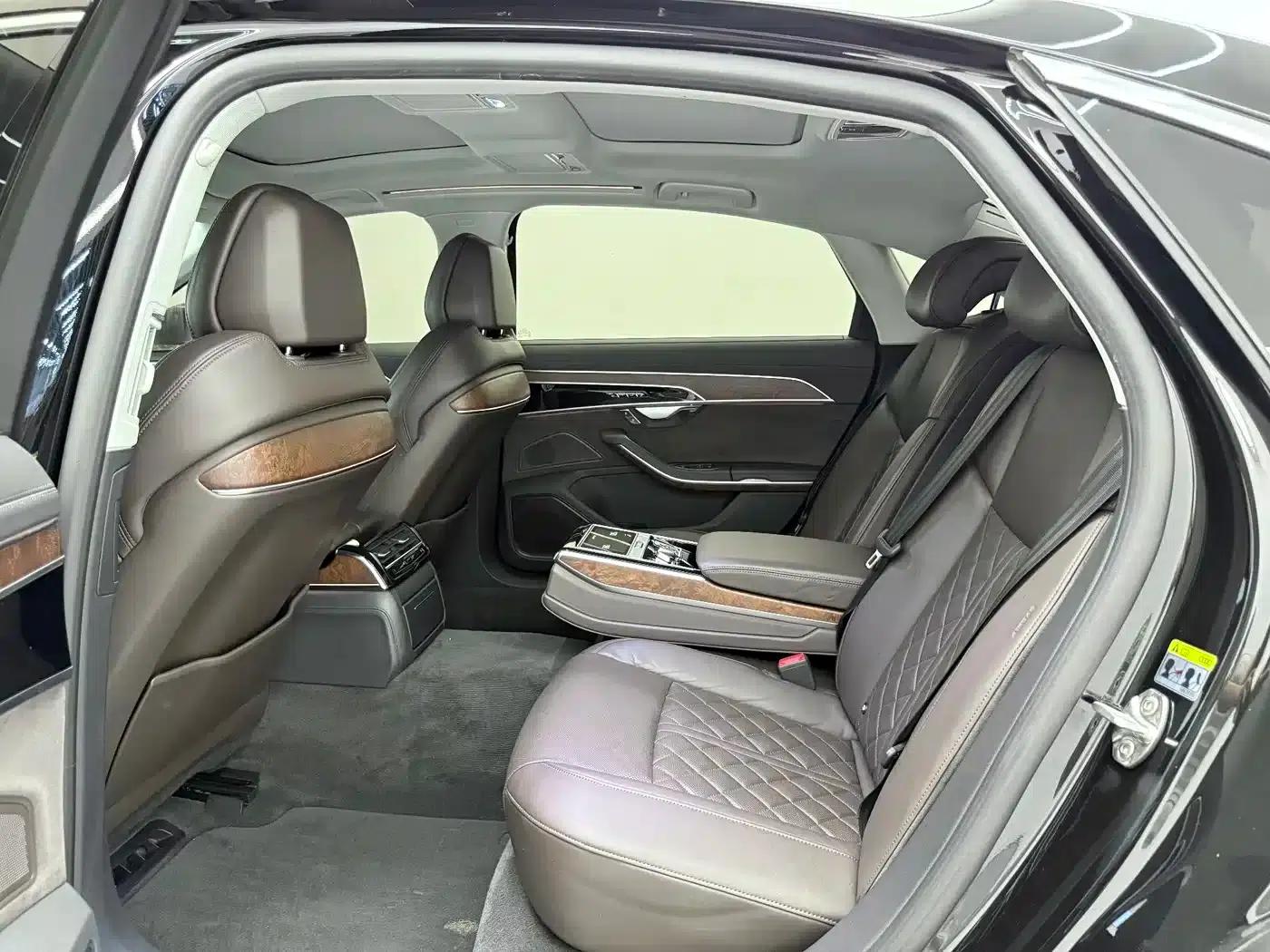 2021 Audi A8 A8L 55 TFSI quattro Luxury — миниатюра 12