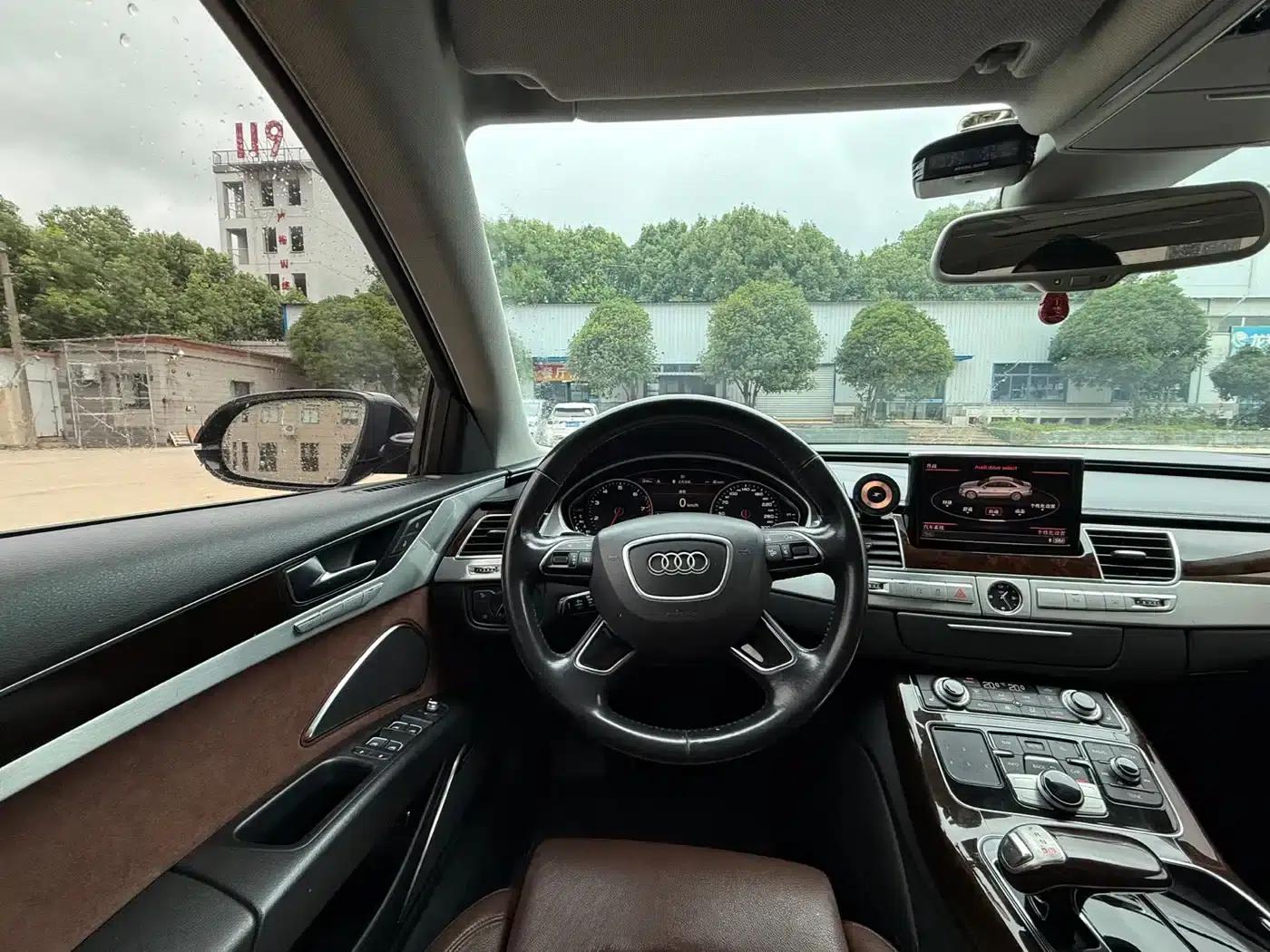 2016 Audi A8 A8L 45 TFSI quattro Fashion Edition — миниатюра 10