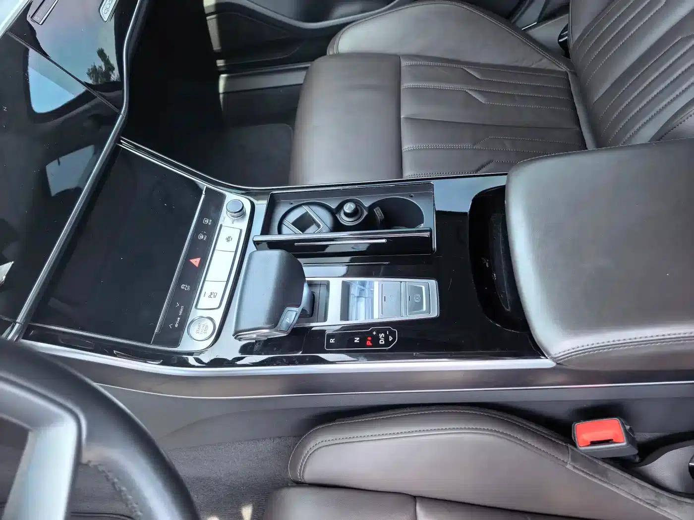 Audi A8 2019 Plus A8L 50 TFSI quattro Luxury — миниатюра 12