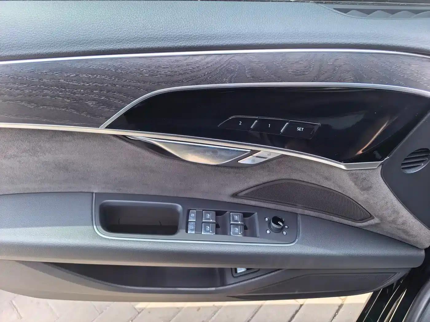 Audi A8 2019 Plus A8L 50 TFSI quattro Luxury — миниатюра 13