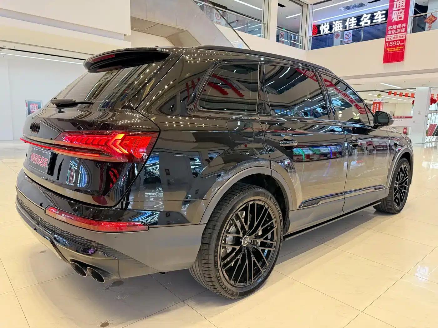 Audi Q7 2023 55 TFSI quattro S line Sport — миниатюра 13