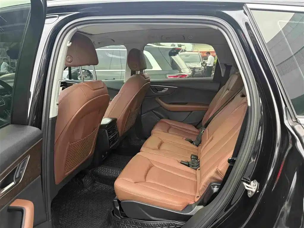 Audi Q7 2021 55 TFSI quattro S line Sport — миниатюра 8