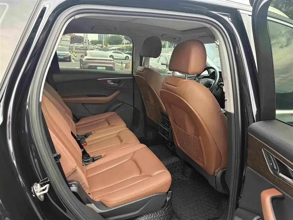 Audi Q7 2021 55 TFSI quattro S line Sport — миниатюра 10