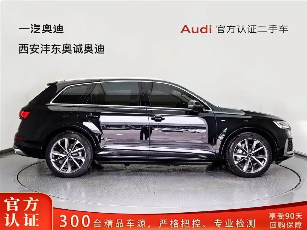 Audi Q7 2021 55 TFSI quattro S line Sport — миниатюра 3