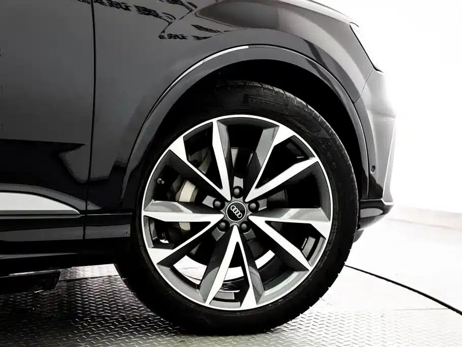 Audi Q7 2021 55 TFSI quattro S line Sport — миниатюра 8