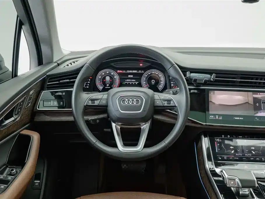 Audi Q7 2021 55 TFSI quattro S line Sport — миниатюра 10