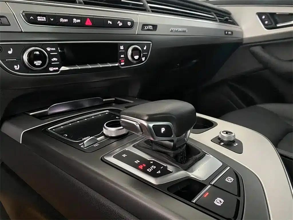 Audi Q7 2019 45 TFSI S line Sport — миниатюра 13